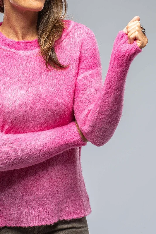 Nina Round Neck Sweater in Pink