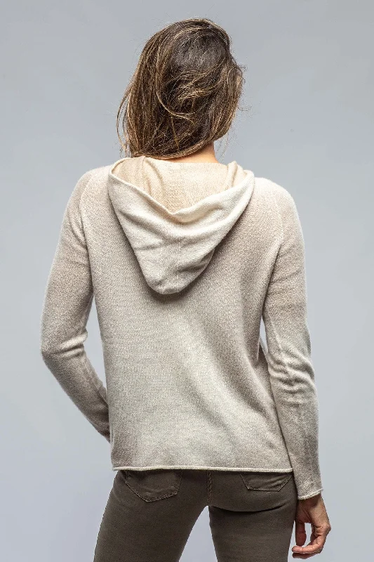 Rubina Merino Hooded Pullover In Natural