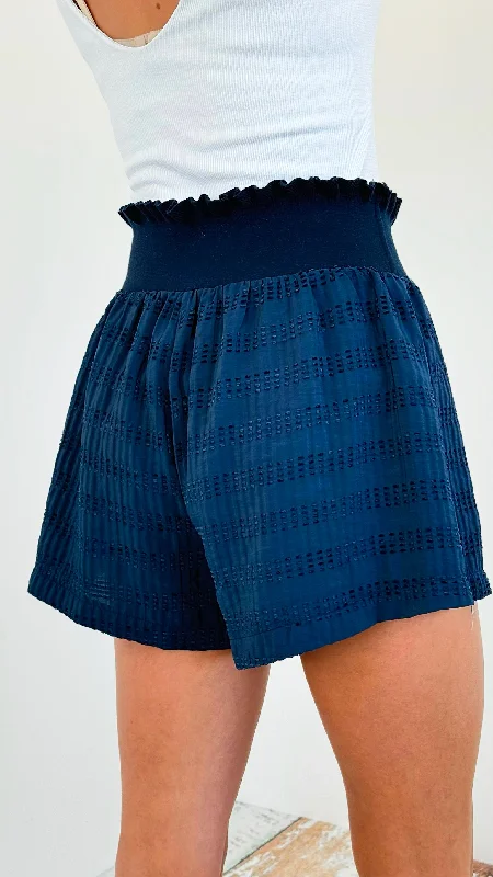 Wide Elastic Waist Textured Shorts