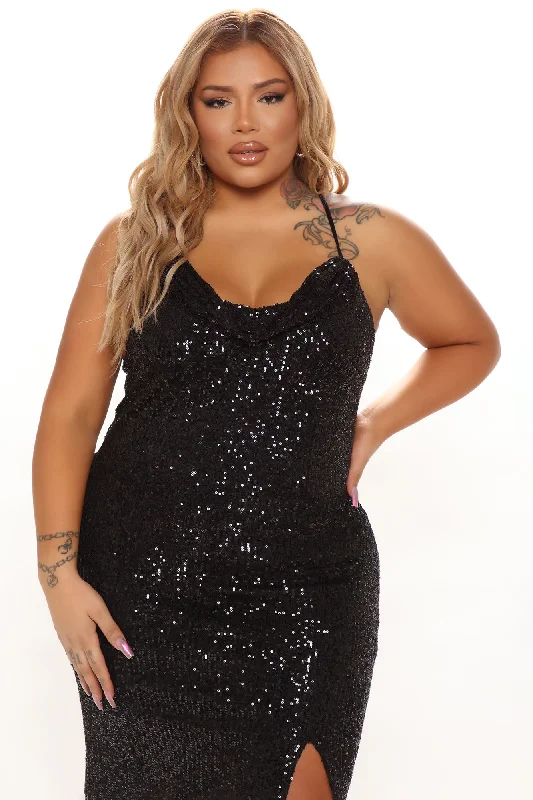 Definitely Maybe Sequin Maxi Dress - Black