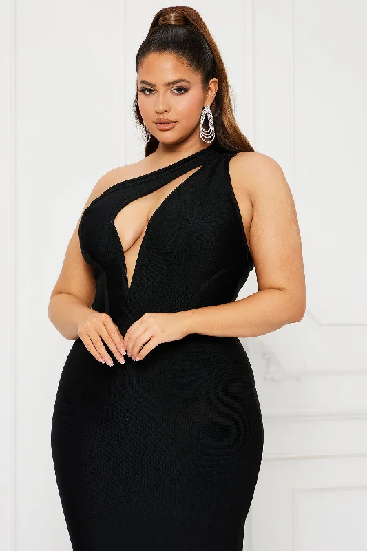 Sofia Bandage Maxi Dress - Black